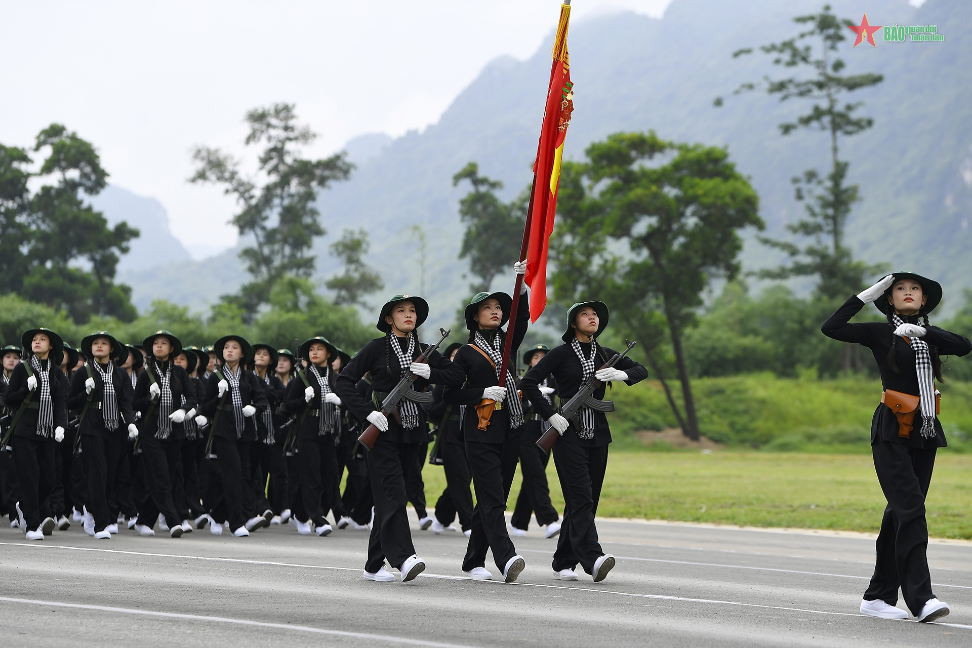 Các khối diễu binh, diễu hành trong nhiệm vụ A80 hợp luyện lần thứ nhất- Ảnh 26.
