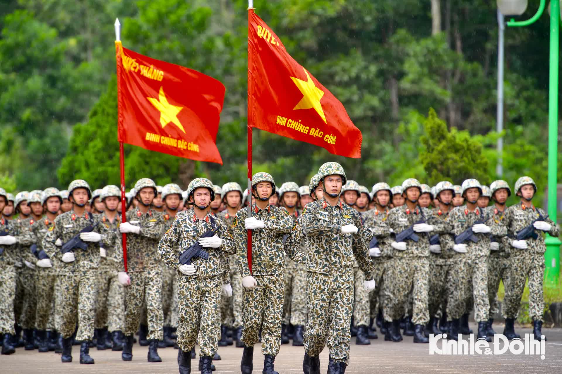 Khối lính đặc công tập luyện cho lễ kỷ niệm 80 năm Quốc khánh 2/9- Ảnh 2. Khối lính đặc công tập luyện cho lễ kỷ niệm 80 năm Quốc khánh 2/9- Ảnh 2.