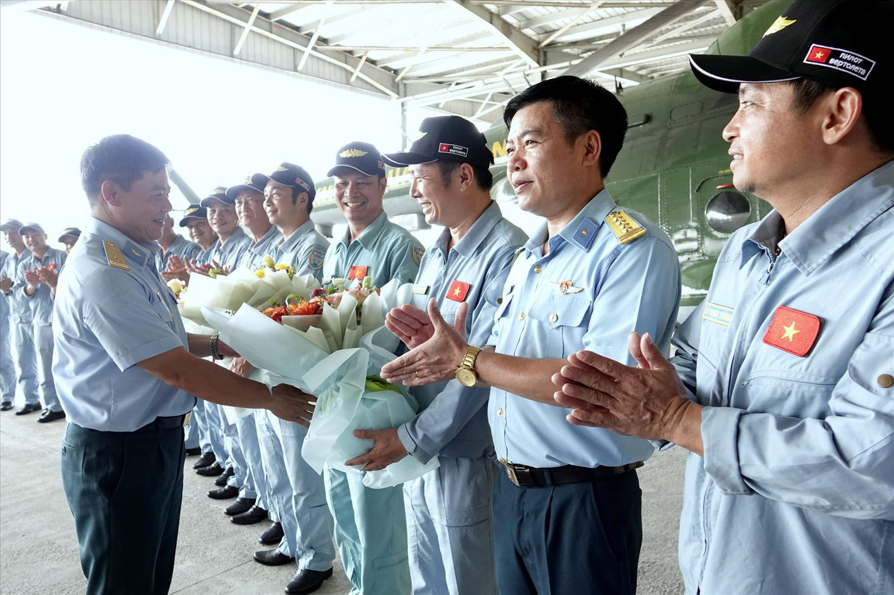 Không quân Việt Nam hội quân tại hòa Lạc chuẩn bị diễu binh 2 / 9- Ảnh 1.