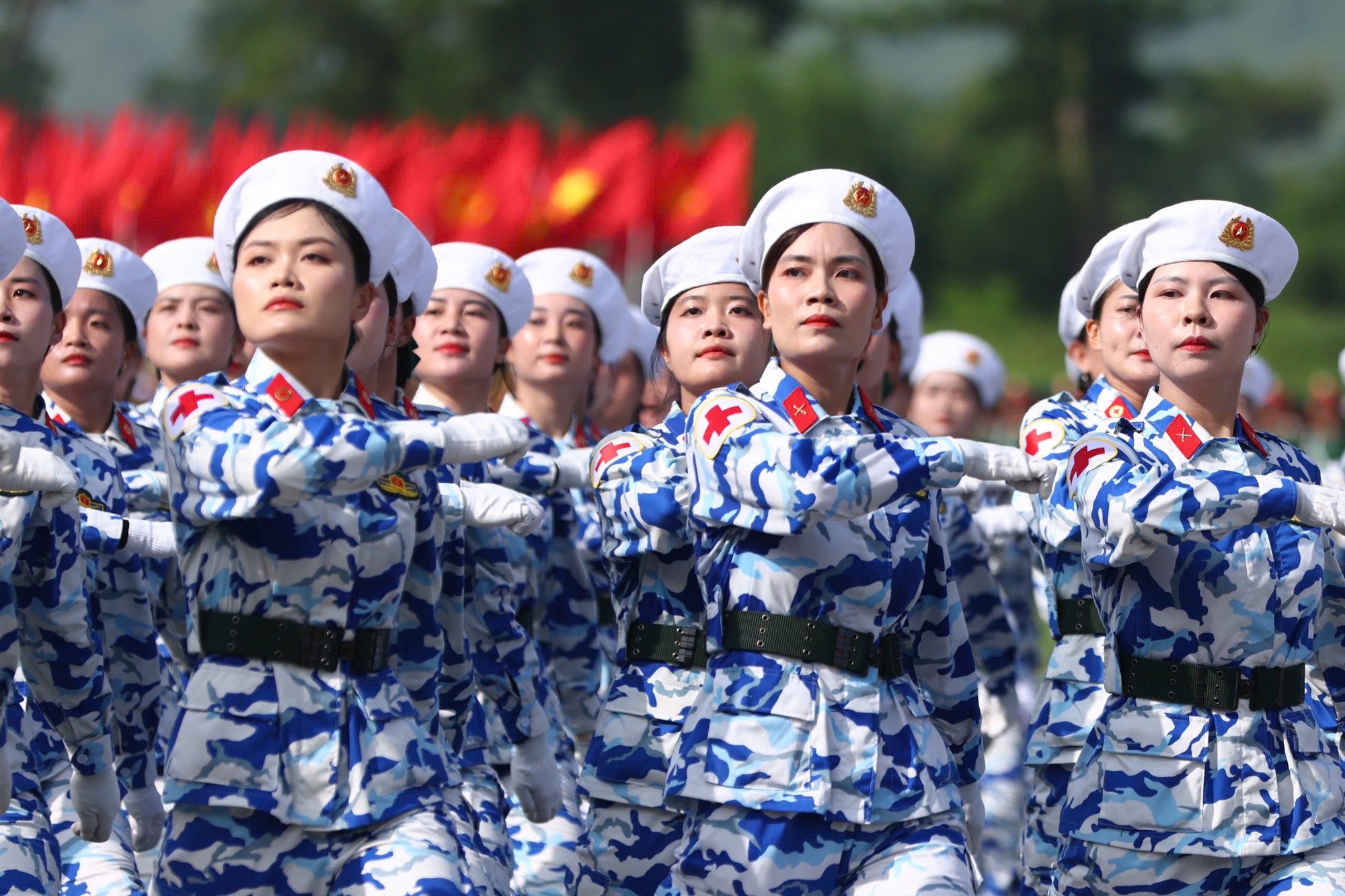 Hơn 15.000 chiến sĩ tổng hợp luyện diễu binh, diễu hành A80- Ảnh 9.
