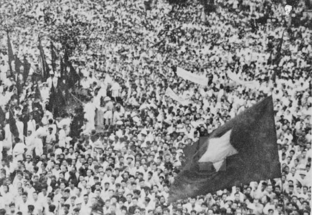 Nhìn lại những hình ảnh vô cùng quý hiếm trong ngày 2/9/1945- Ảnh 7.