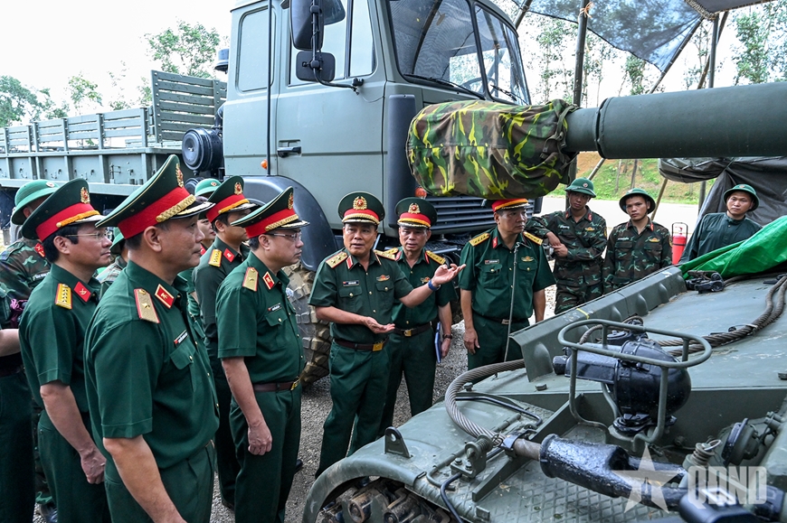Bảo đảm tình trạng tốt nhất cho phương tiện tham gia nhiệm vụ diễu binh, diễu hành- Ảnh 3.