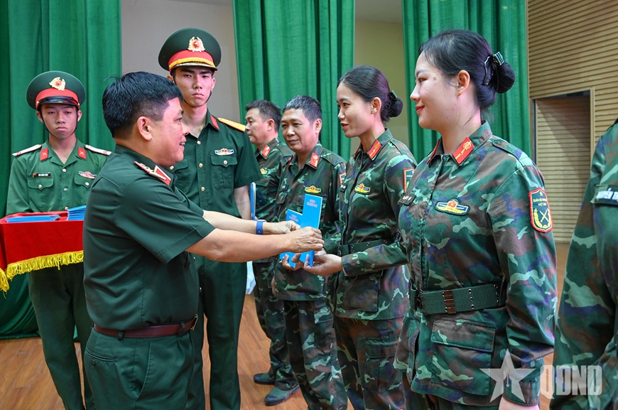 Bảo đảm tình trạng tốt nhất cho phương tiện tham gia nhiệm vụ diễu binh, diễu hành- Ảnh 6.