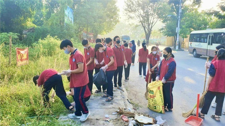 Chỉnh trang cảnh quan đô thị chào mừng 80 năm Quốc khánh- Ảnh 4.