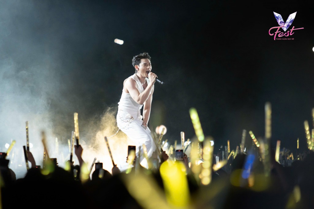 "V Fest - Thanh xuân rực rỡ" tràn đầy năng lượng và cuốn hút- Ảnh 6. "V Fest - Thanh xuân rực rỡ" tràn đầy năng lượng và cuốn hút- Ảnh 6.