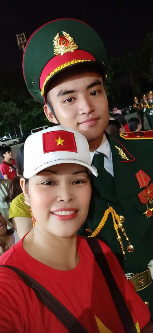 Khán giả “Tổ quốc trong tim”: Tự hào, xúc động và tràn đầy cảm hứng- Ảnh 4. Khán giả “Tổ quốc trong tim”: Tự hào, xúc động và tràn đầy cảm hứng- Ảnh 4.