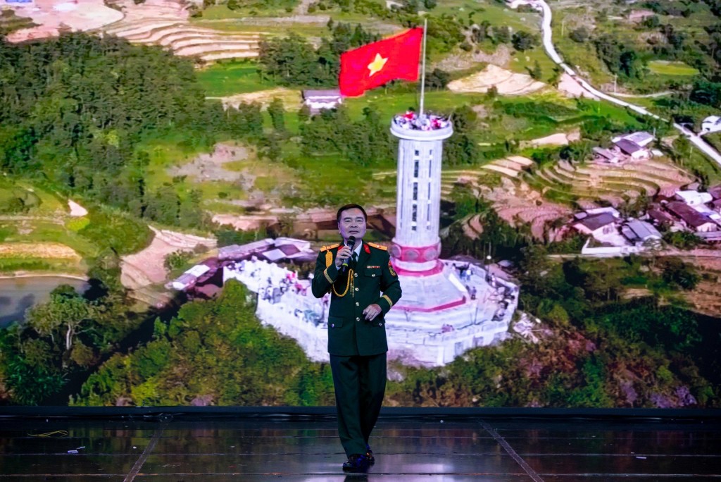 Lưu giữ ký ức dân tộc, truyền ngọn lửa yêu nước và khát vọng hòa bình- Ảnh 2. Lưu giữ ký ức dân tộc, truyền ngọn lửa yêu nước và khát vọng hòa bình- Ảnh 2.