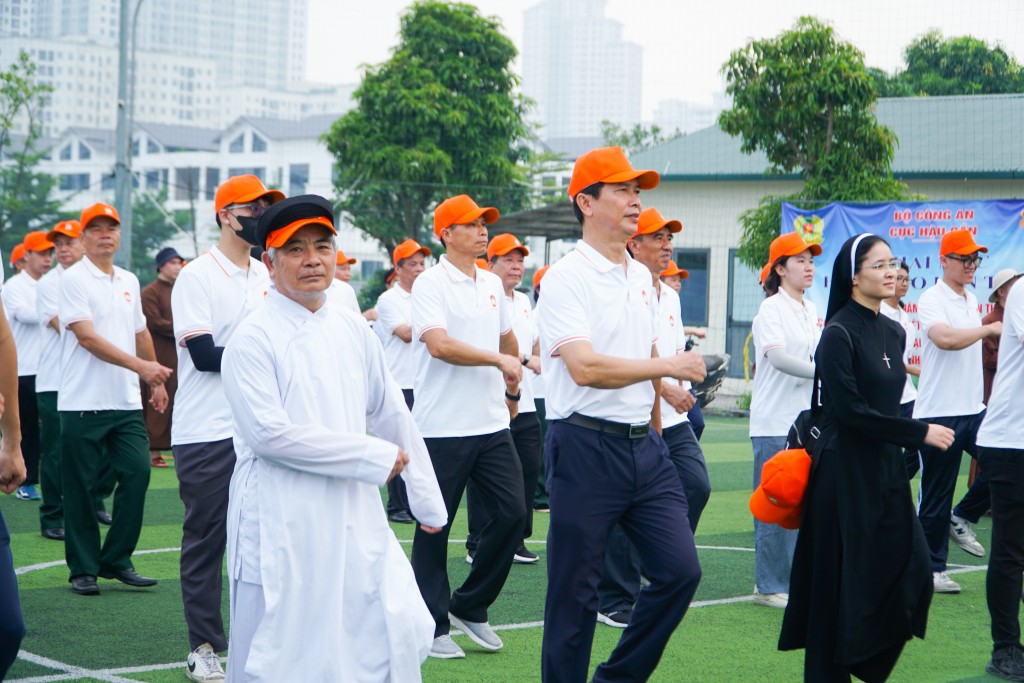 Gặp mặt động viên khối Đại Đoàn kết toàn dân tộc tham gia diễu hành- Ảnh 13.