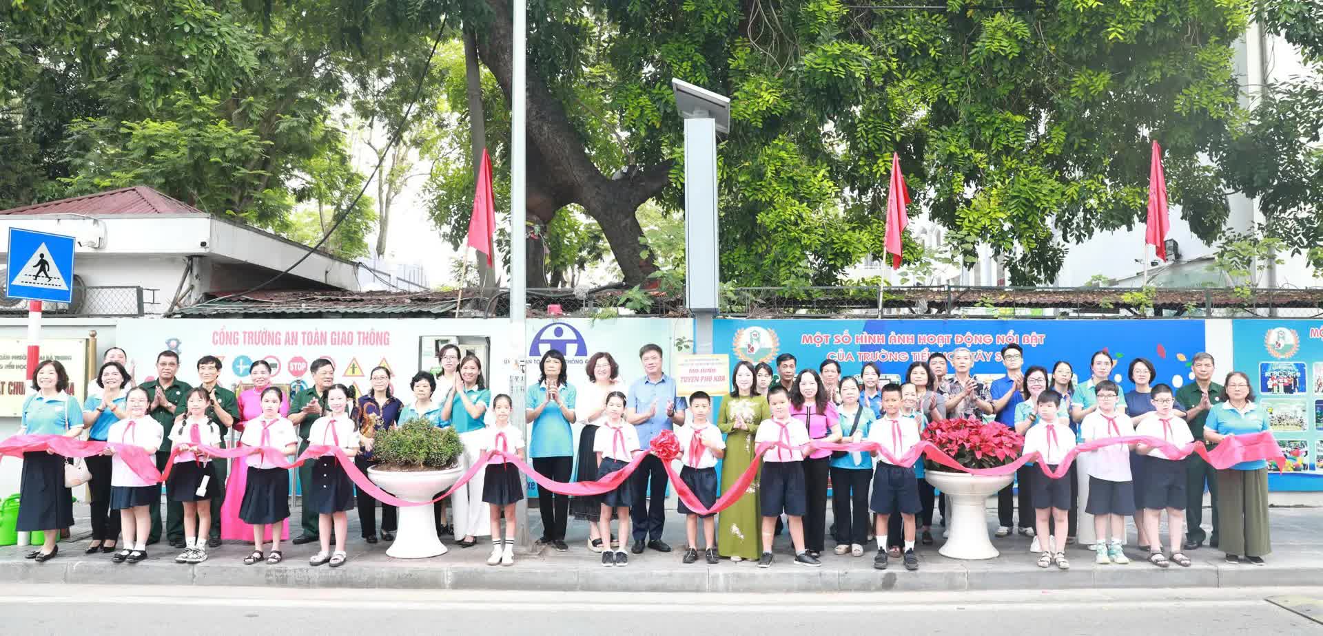 Phường Hai Bà Trưng ra mắt 
