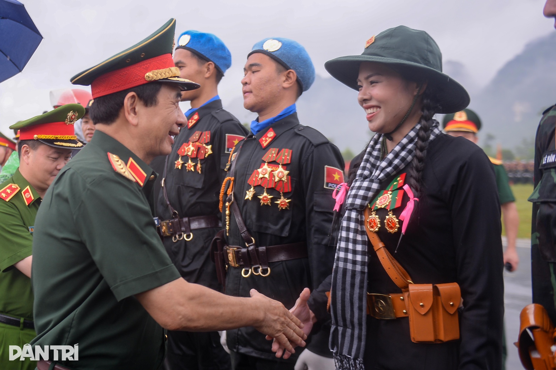 Đại tướng Phan Văn Giang kiểm tra, động viên các khối tham gia diễu binh- Ảnh 11. Đại tướng Phan Văn Giang kiểm tra, động viên các khối tham gia diễu binh- Ảnh 11.