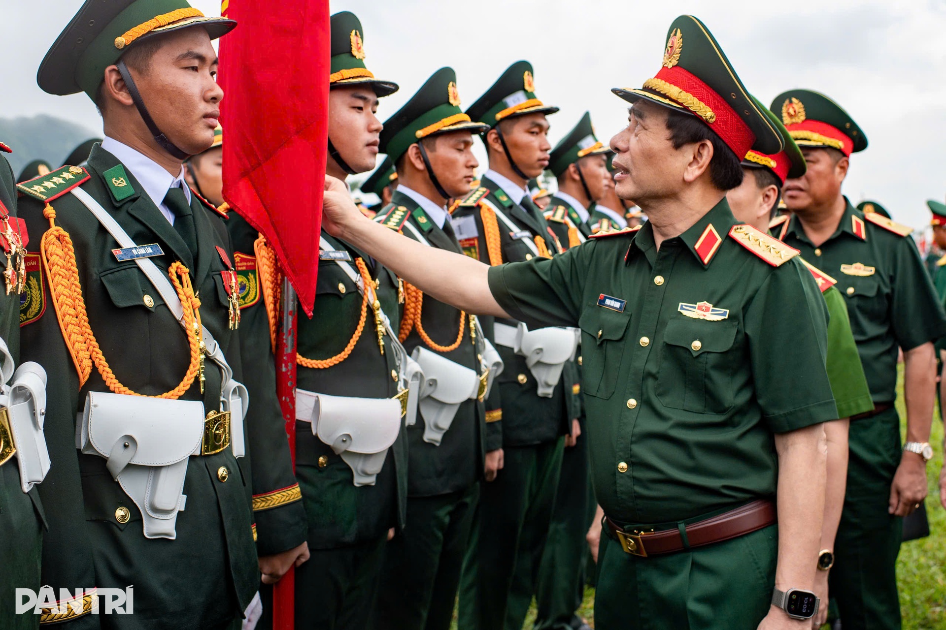 Đại tướng Phan Văn Giang kiểm tra, động viên các khối tham gia diễu binh- Ảnh 9. Đại tướng Phan Văn Giang kiểm tra, động viên các khối tham gia diễu binh- Ảnh 9.