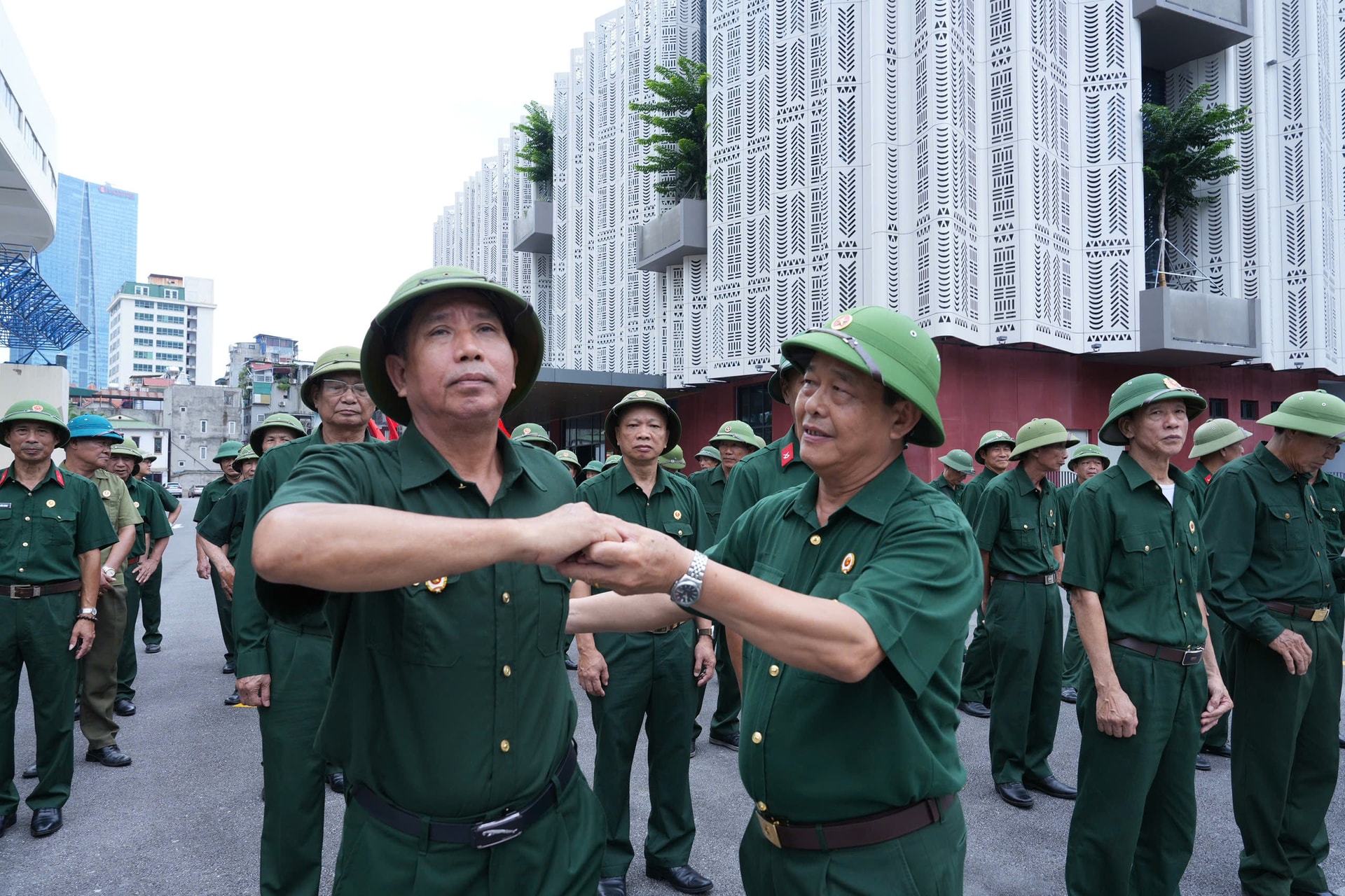 Quyết tâm hoàn thành nhiệm vụ A80 của khối diễu hành “đặc biệt”- Ảnh 3. Quyết tâm hoàn thành nhiệm vụ A80 của khối diễu hành “đặc biệt”- Ảnh 3.