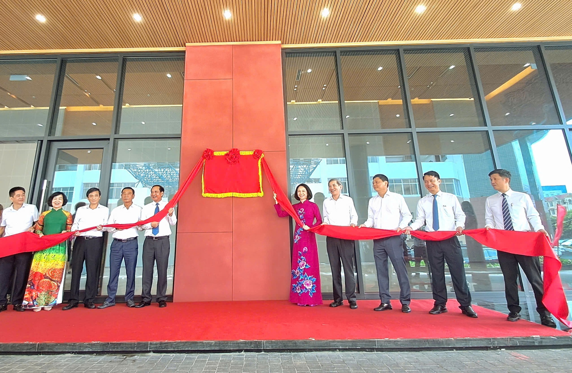 Phường Ngọc Hà tổ chức Lễ gắn biển công trình khu liên hợp Cung thể thao tổng hợp Quần Ngựa- Ảnh 13. Phường Ngọc Hà tổ chức Lễ gắn biển công trình khu liên hợp Cung thể thao tổng hợp Quần Ngựa- Ảnh 13.
