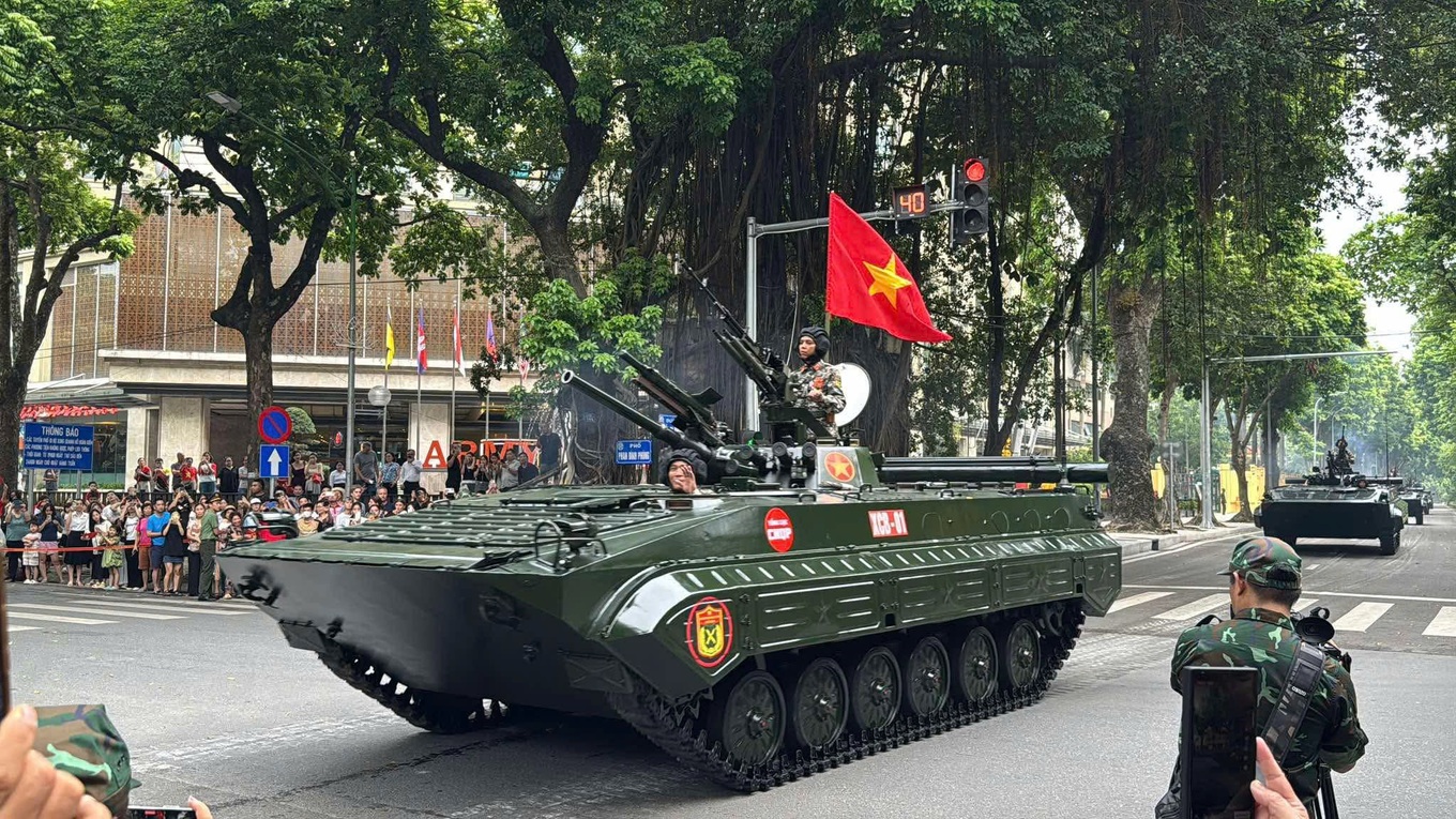 Hướng dẫn di chuyển từ phía Tây Hà Nội đi xem diễu binh tối 21/8- Ảnh 1. Hướng dẫn di chuyển từ phía Tây Hà Nội đi xem diễu binh tối 21/8- Ảnh 1.