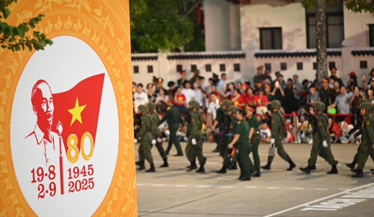 Tổng hợp luyện diễu binh diễu hành lần 1: Quảng trường Ba Đình lên đèn, tất cả đã sẵn sàng!- Ảnh 9.