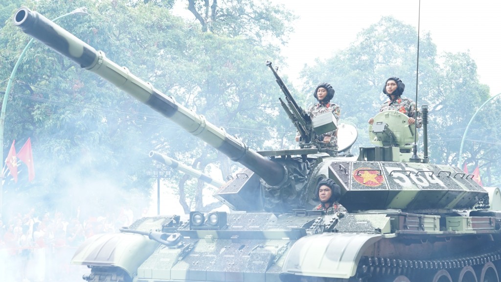 Dàn xe tăng, thiết giáp sẵn sàng cho lễ diễu binh, diễu hành- Ảnh 1. Dàn xe tăng, thiết giáp sẵn sàng cho lễ diễu binh, diễu hành- Ảnh 1.