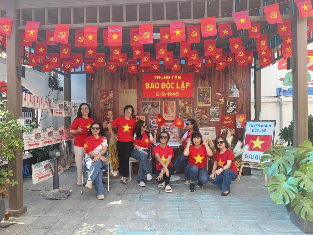Hà Nội hồn thiêng văn hóa và khát vọng tuổi trẻ- Ảnh 6. Hà Nội hồn thiêng văn hóa và khát vọng tuổi trẻ- Ảnh 6.