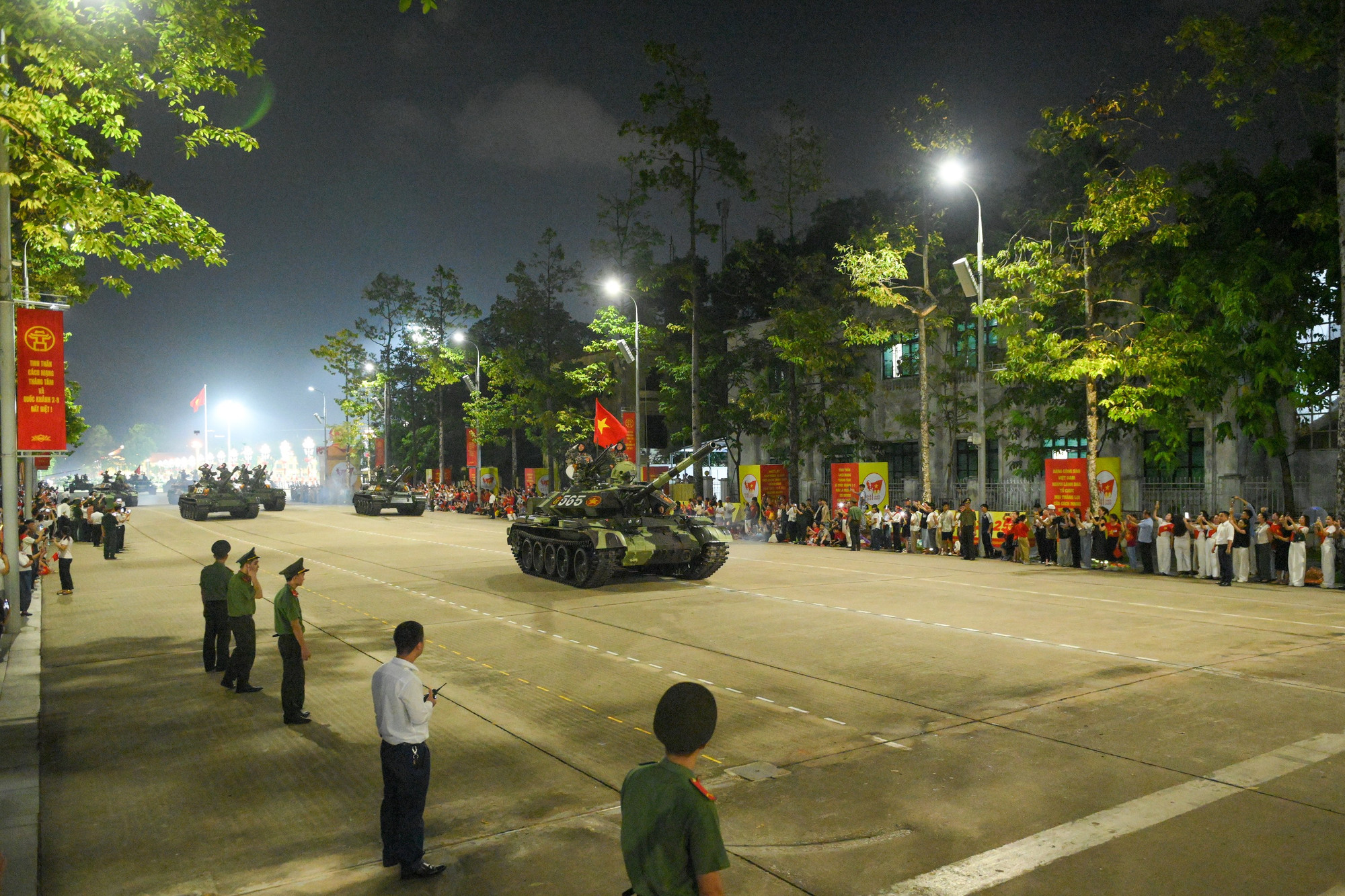 Các lực lượng vũ trang Liên bang Nga, Lào, Campuchia tham gia Tổng hợp luyện tại Quảng trường Ba Đình- Ảnh 18. Các lực lượng vũ trang Liên bang Nga, Lào, Campuchia tham gia Tổng hợp luyện tại Quảng trường Ba Đình- Ảnh 18.