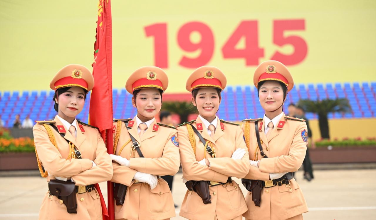Những vị trí đẹp nhất để có bức ảnh đẹp với khối nữ đặc công, đặc nhiệm tối 24/8- Ảnh 3. Những vị trí đẹp nhất để có bức ảnh đẹp với khối nữ đặc công, đặc nhiệm tối 24/8- Ảnh 3.