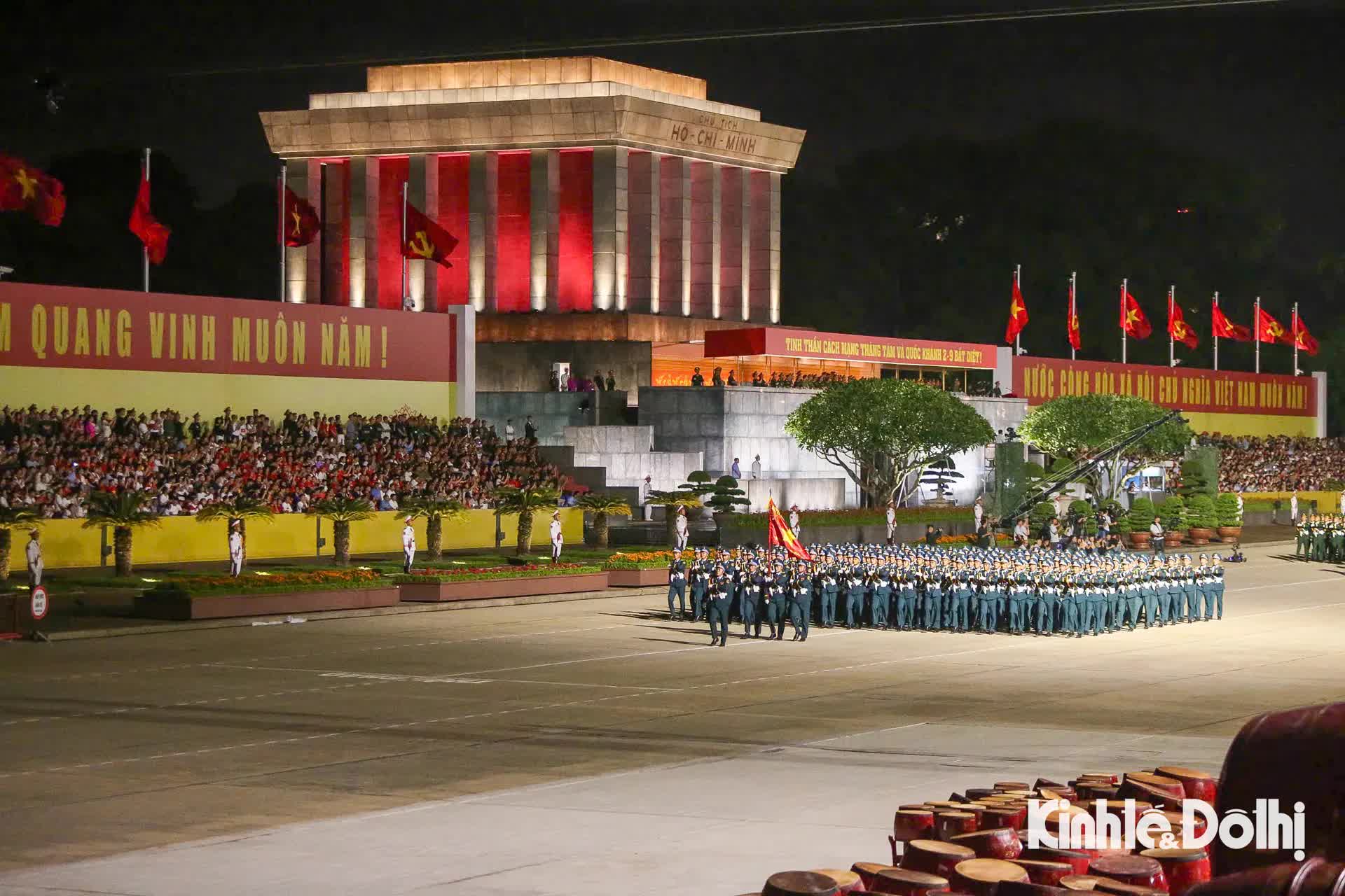 Toàn cảnh tổng hợp luyện lần 2 diễu binh, diễu hành tại quảng trường Ba Đình- Ảnh 5.