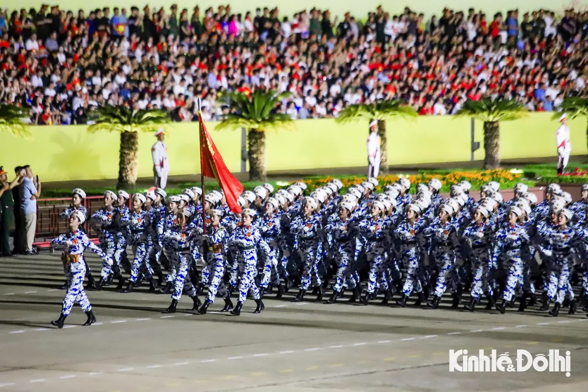 Toàn cảnh tổng hợp luyện lần 2 diễu binh, diễu hành tại quảng trường Ba Đình- Ảnh 11.