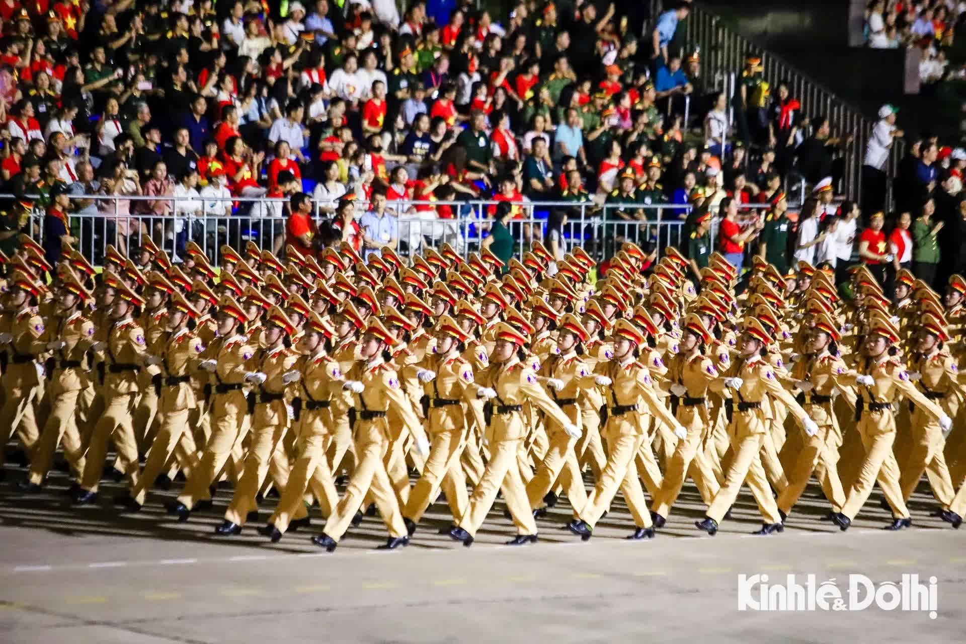 Toàn cảnh tổng hợp luyện lần 2 diễu binh, diễu hành tại quảng trường Ba Đình- Ảnh 12.