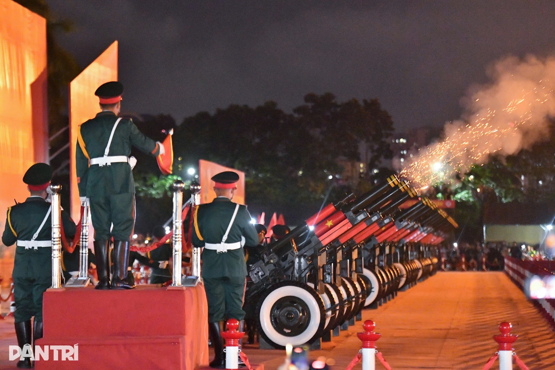 Khí thế hào hùng buổi tổng hợp luyện lần 2 trên Quảng trường Ba Đình- Ảnh 3.