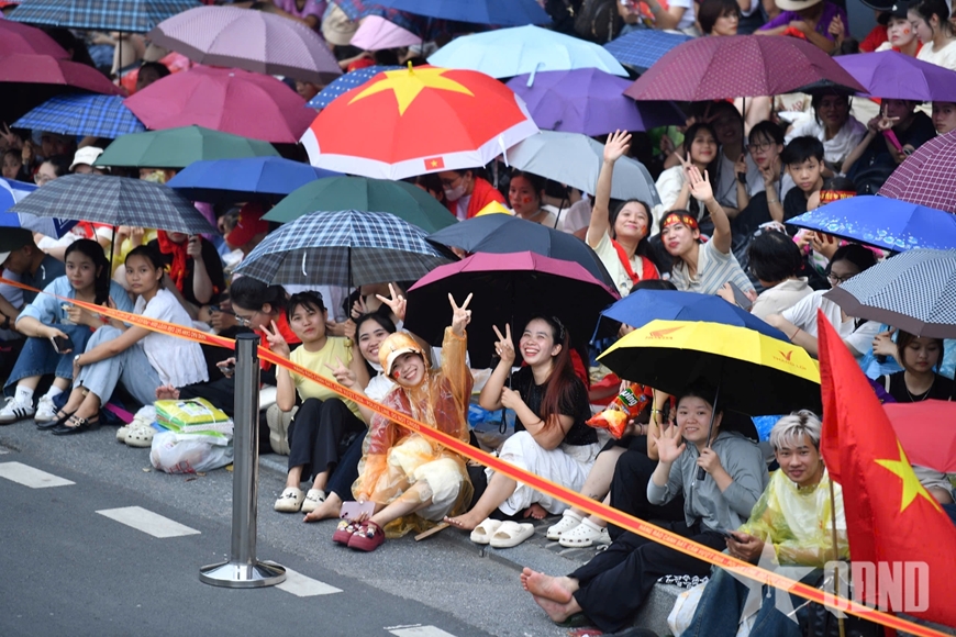 Thời tiết Hà Nội trong buổi Sơ duyệt diễu binh tối 27/8- Ảnh 1. Thời tiết Hà Nội trong buổi Sơ duyệt diễu binh tối 27/8- Ảnh 1.