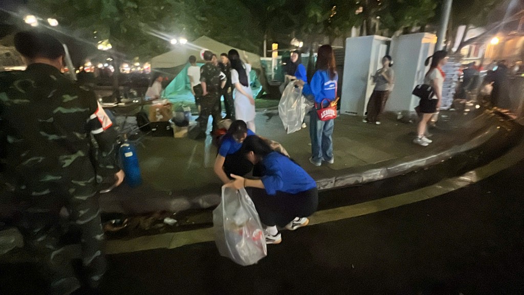 Mỗi hành động nhỏ, Hà Nội thêm xanh- Ảnh 7. Mỗi hành động nhỏ, Hà Nội thêm xanh- Ảnh 7.