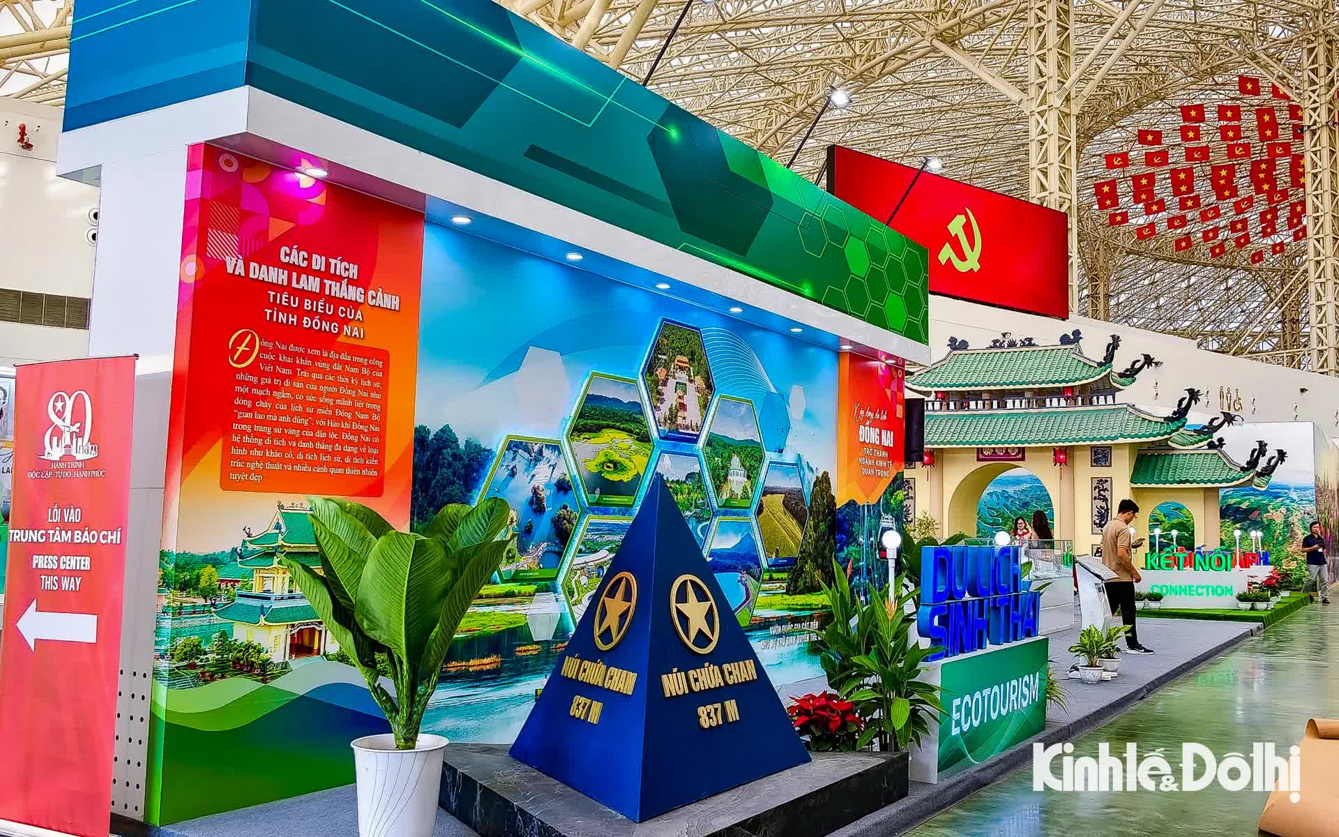 Chiêm ngưỡng bên trong khu triển lãm thành tựu đất nước trước ngày khai mạc- Ảnh 13. Chiêm ngưỡng bên trong khu triển lãm thành tựu đất nước trước ngày khai mạc- Ảnh 13.