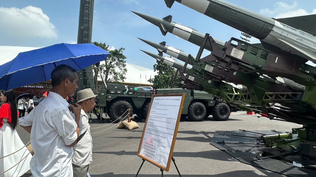 Dấu ấn thành tựu đất nước 80 năm dưới ngọn cờ Đảng- Ảnh 5. Dấu ấn thành tựu đất nước 80 năm dưới ngọn cờ Đảng- Ảnh 5.