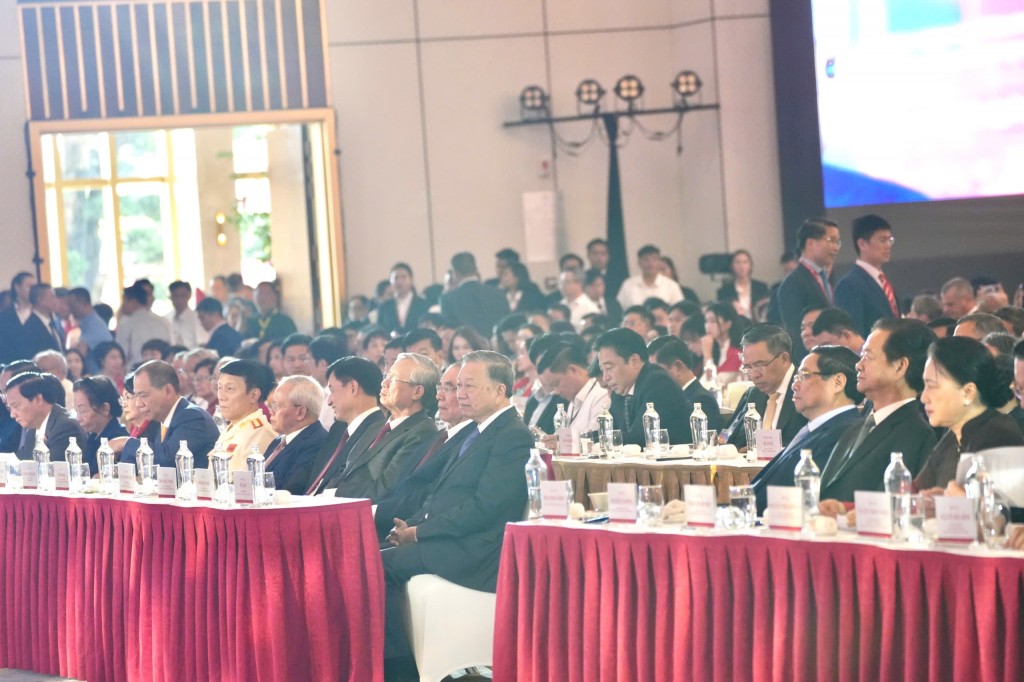 Hoành Tráng, Sáng Tạo Triển Lãm “80 Năm Hành Trình Độc Lập - Tự Do - Hạnh Phúc”- Ảnh 2. Hoành Tráng, Sáng Tạo Triển Lãm “80 Năm Hành Trình Độc Lập - Tự Do - Hạnh Phúc”- Ảnh 2.