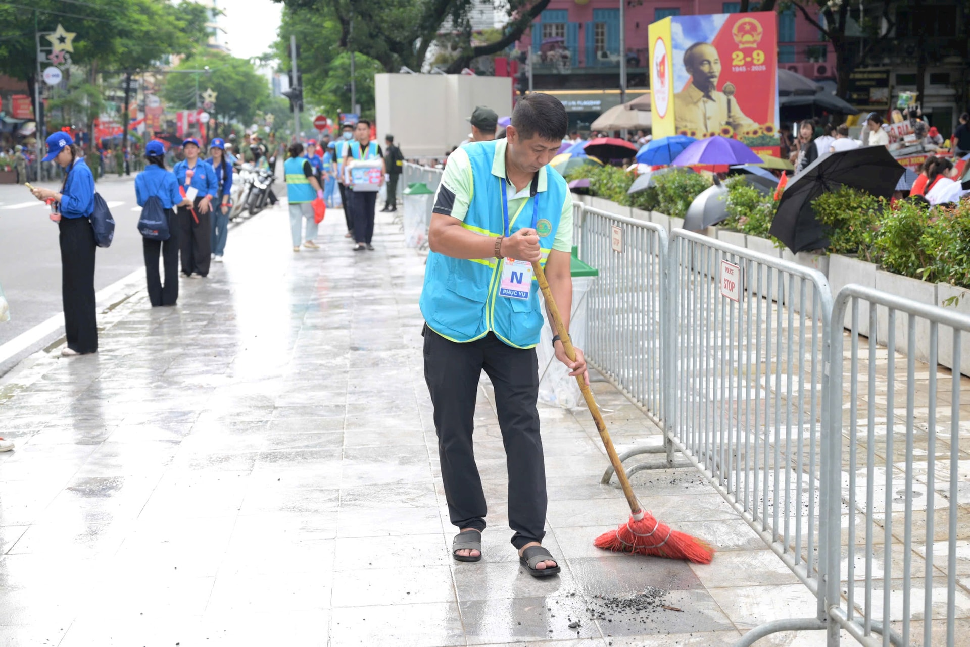 Ý thức của người dân có chuyển biến tích cực- Ảnh 3. Ý thức của người dân có chuyển biến tích cực- Ảnh 3.