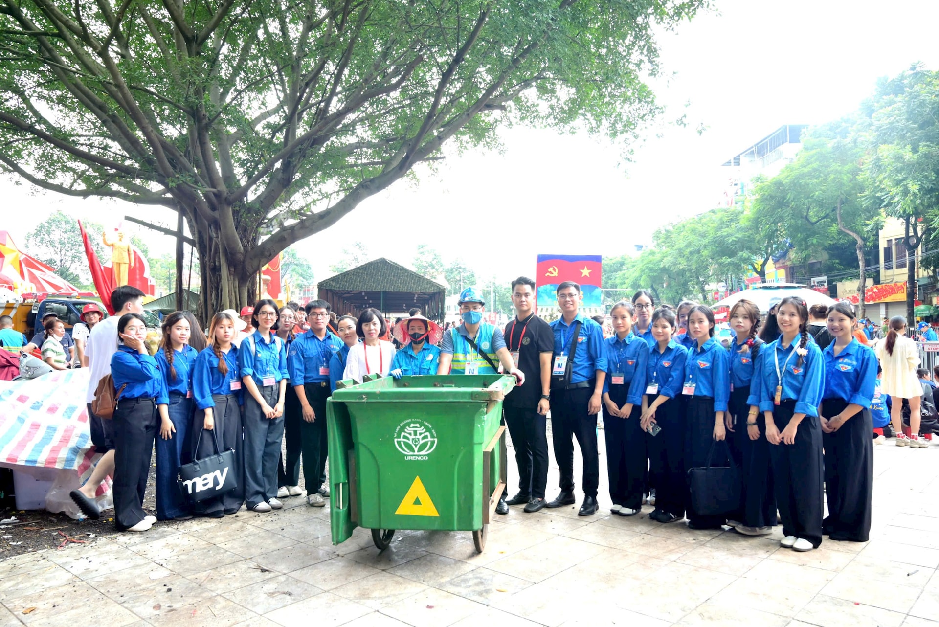 Ý thức của người dân có chuyển biến tích cực- Ảnh 2. Ý thức của người dân có chuyển biến tích cực- Ảnh 2.