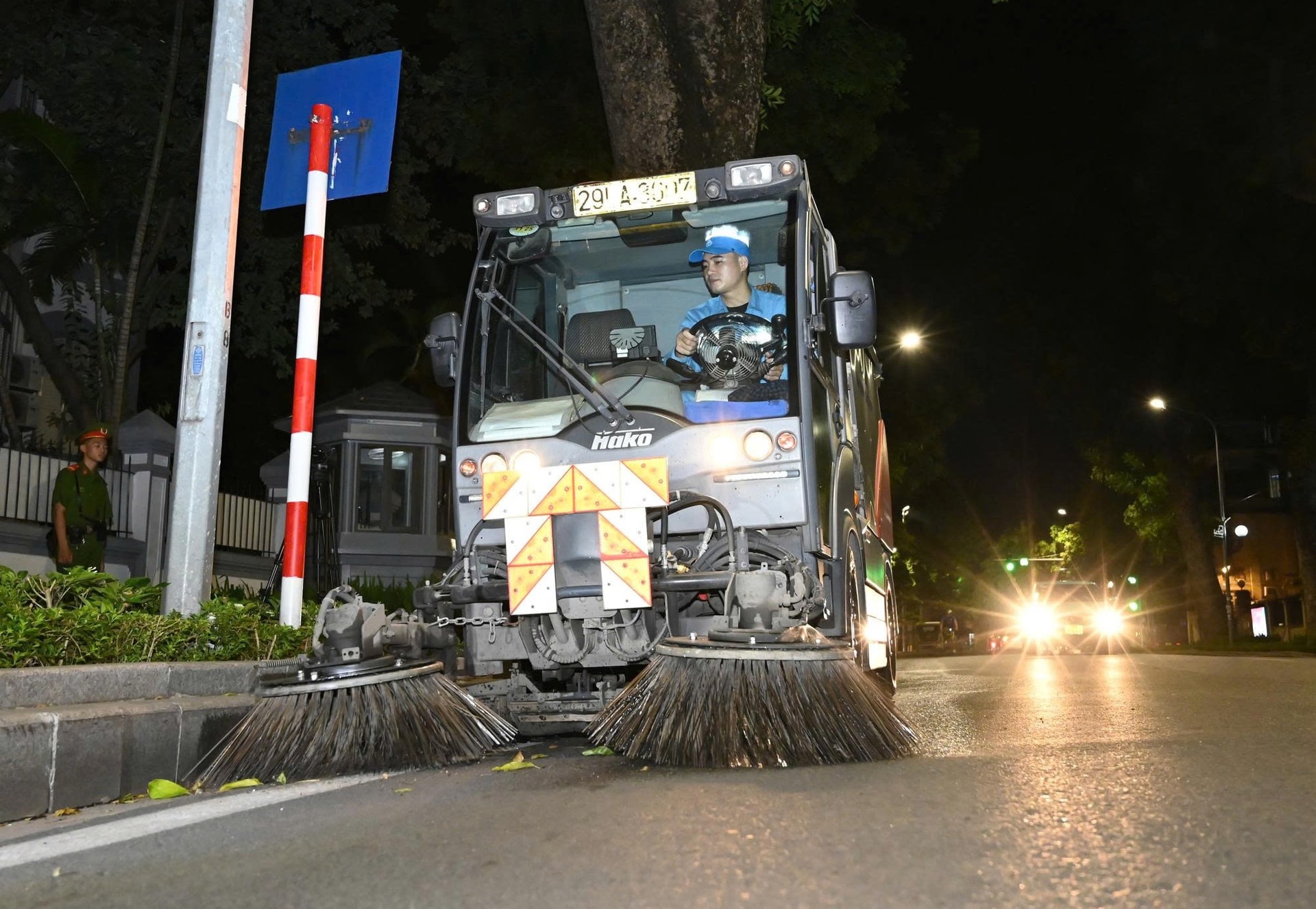 Ý thức của người dân có chuyển biến tích cực- Ảnh 10. Ý thức của người dân có chuyển biến tích cực- Ảnh 10.