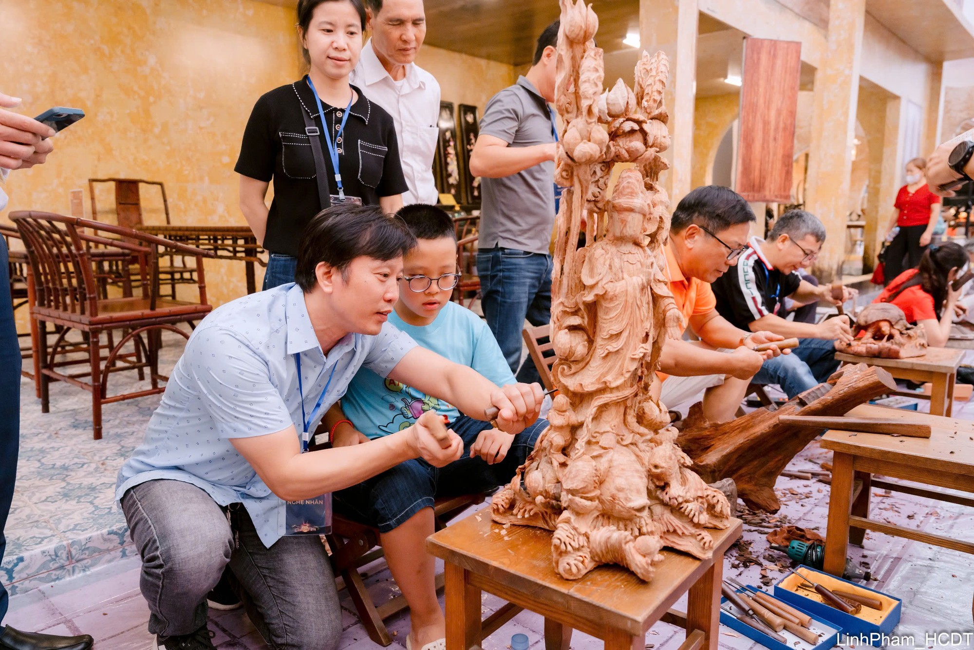 Tôn vinh giá trị truyền thống, khơi dậy khát vọng đổi mới- Ảnh 6. Tôn vinh giá trị truyền thống, khơi dậy khát vọng đổi mới- Ảnh 6.