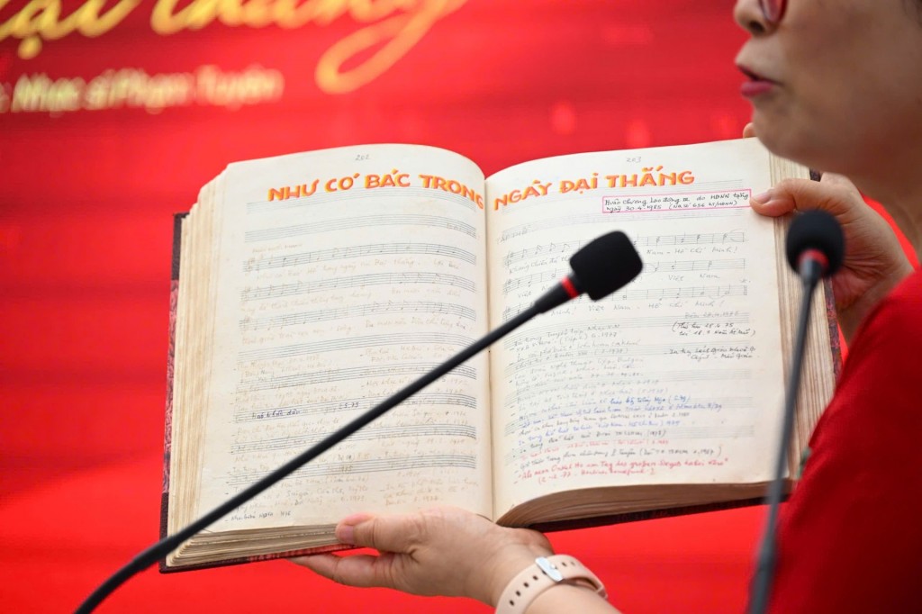 Lan tỏa giá trị bài hát "Như có Bác trong ngày đại thắng"- Ảnh 3. Lan tỏa giá trị bài hát "Như có Bác trong ngày đại thắng"- Ảnh 3.
