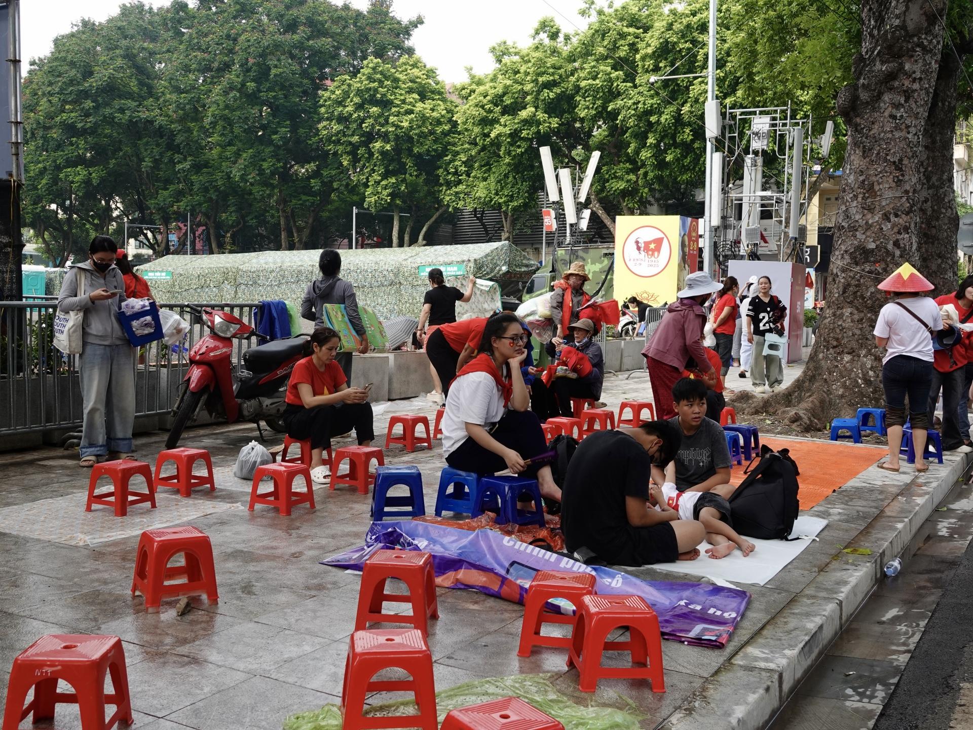 CẢNH BÁO TRƯỚC NGÀY TỔNG DUYỆT DIỄU BINH: Người dân không chờ đợi ngoài trời quá lâu, đề phòng mưa lớn- Ảnh 1. CẢNH BÁO TRƯỚC NGÀY TỔNG DUYỆT DIỄU BINH: Người dân không chờ đợi ngoài trời quá lâu, đề phòng mưa lớn- Ảnh 1.