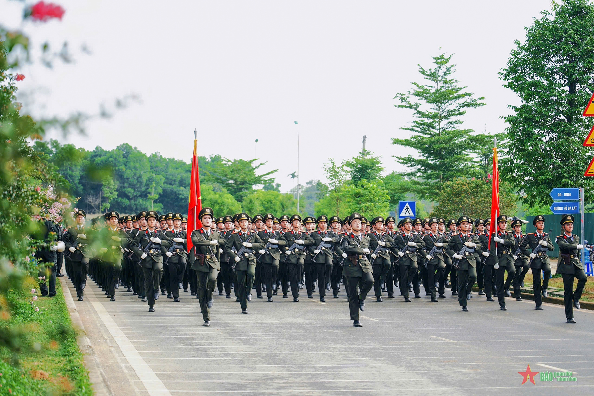 Các khối diễu binh, diễu hành Công an nhân dân tích cực luyện tập- Ảnh 12.