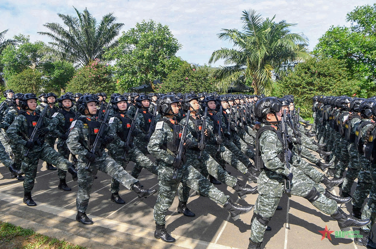 Các khối diễu binh, diễu hành Công an nhân dân tích cực luyện tập- Ảnh 3.
