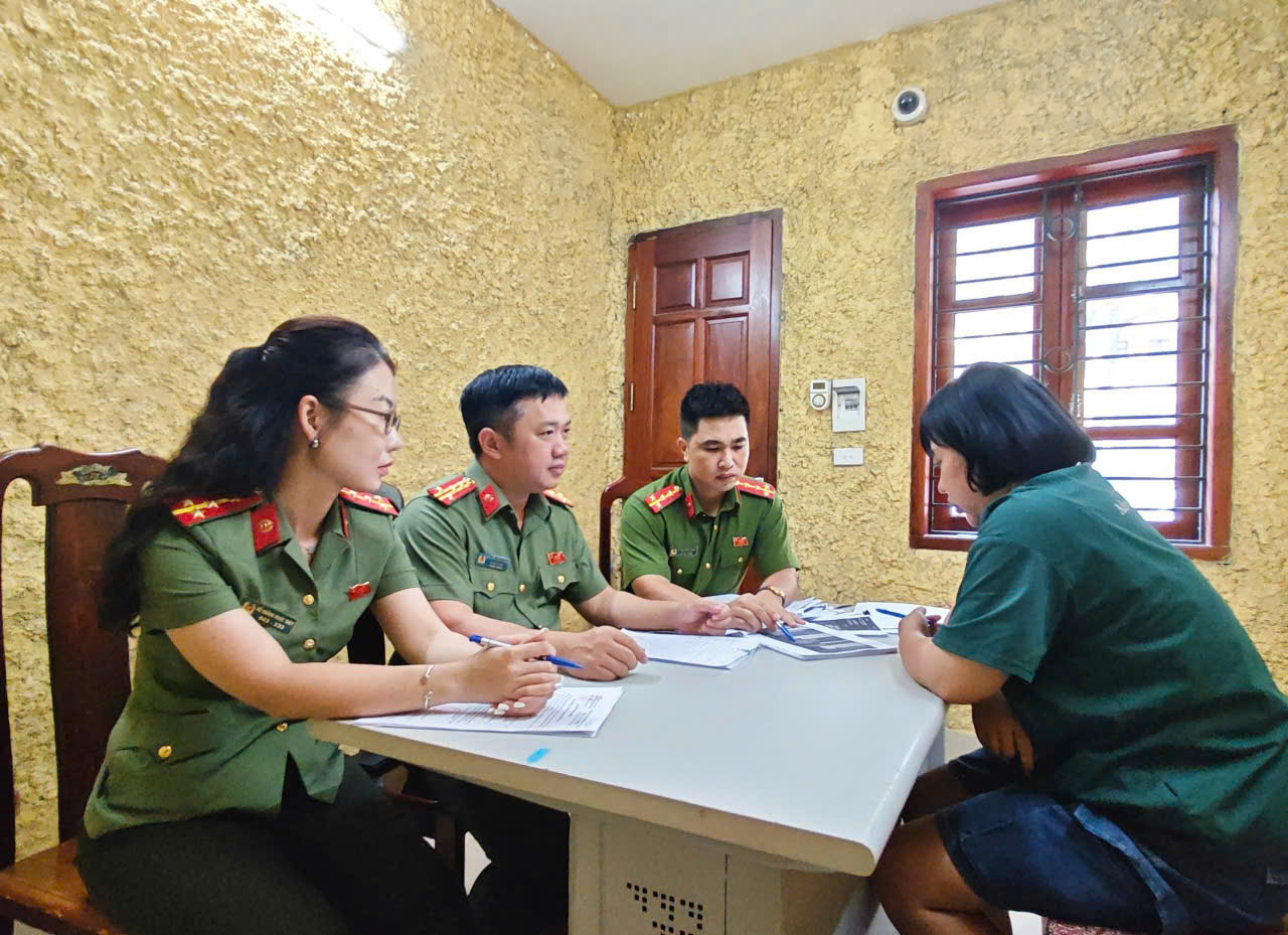 Lừa đảo bán vé xem diễu binh kỷ niệm Quốc khánh nước CHXH Chủ nghĩa Việt Nam- Ảnh 2. Lừa đảo bán vé xem diễu binh kỷ niệm Quốc khánh nước CHXH Chủ nghĩa Việt Nam- Ảnh 2.