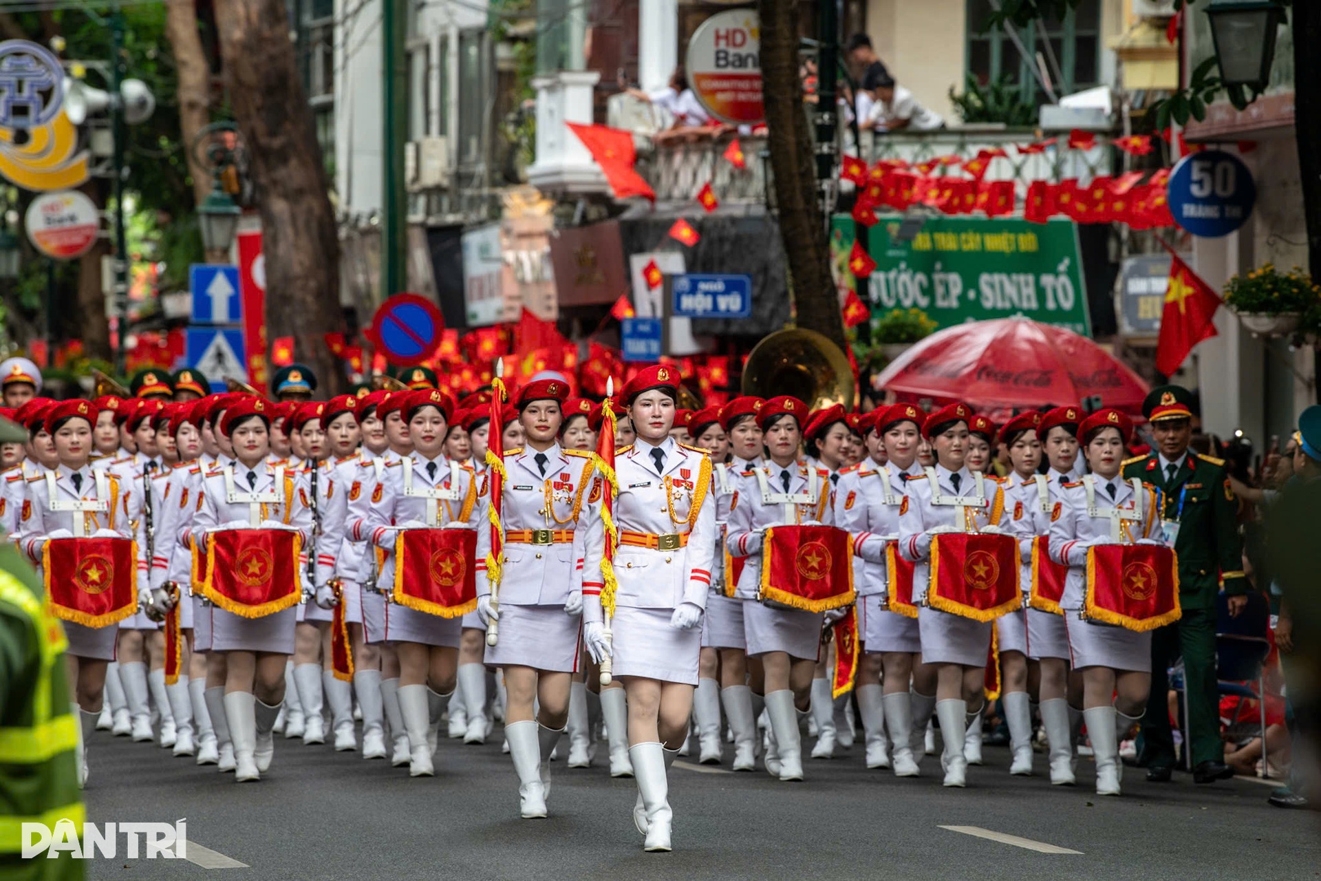 Ngắm những "bóng hồng" rạng rỡ tại lễ tổng duyệt A80- Ảnh 5.