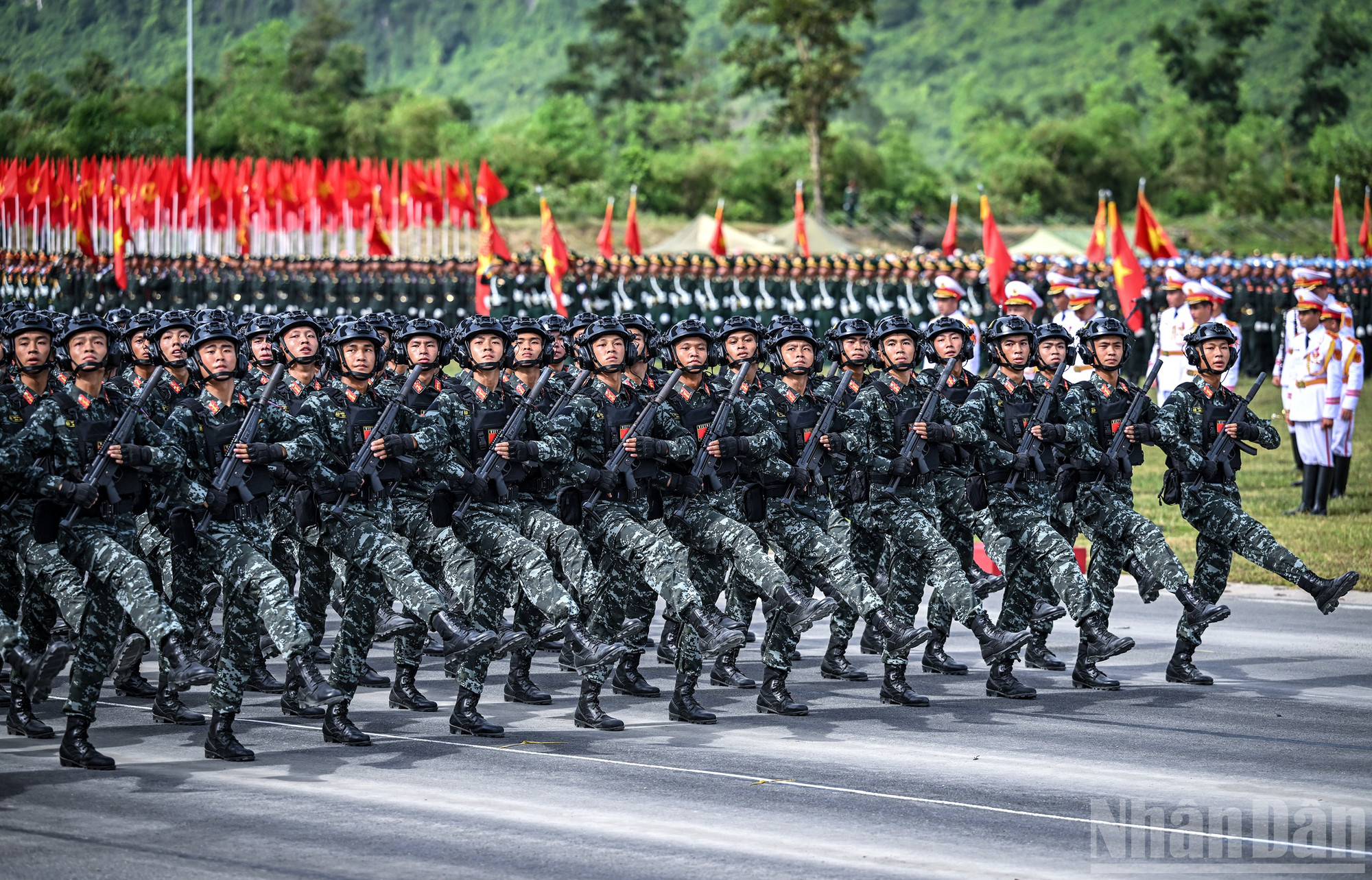 [Ảnh] Hình ảnh các chiến sĩ trong buổi tổng hợp luyện diễu binh, diễu hành lần hai sự kiện A80- Ảnh 23.
