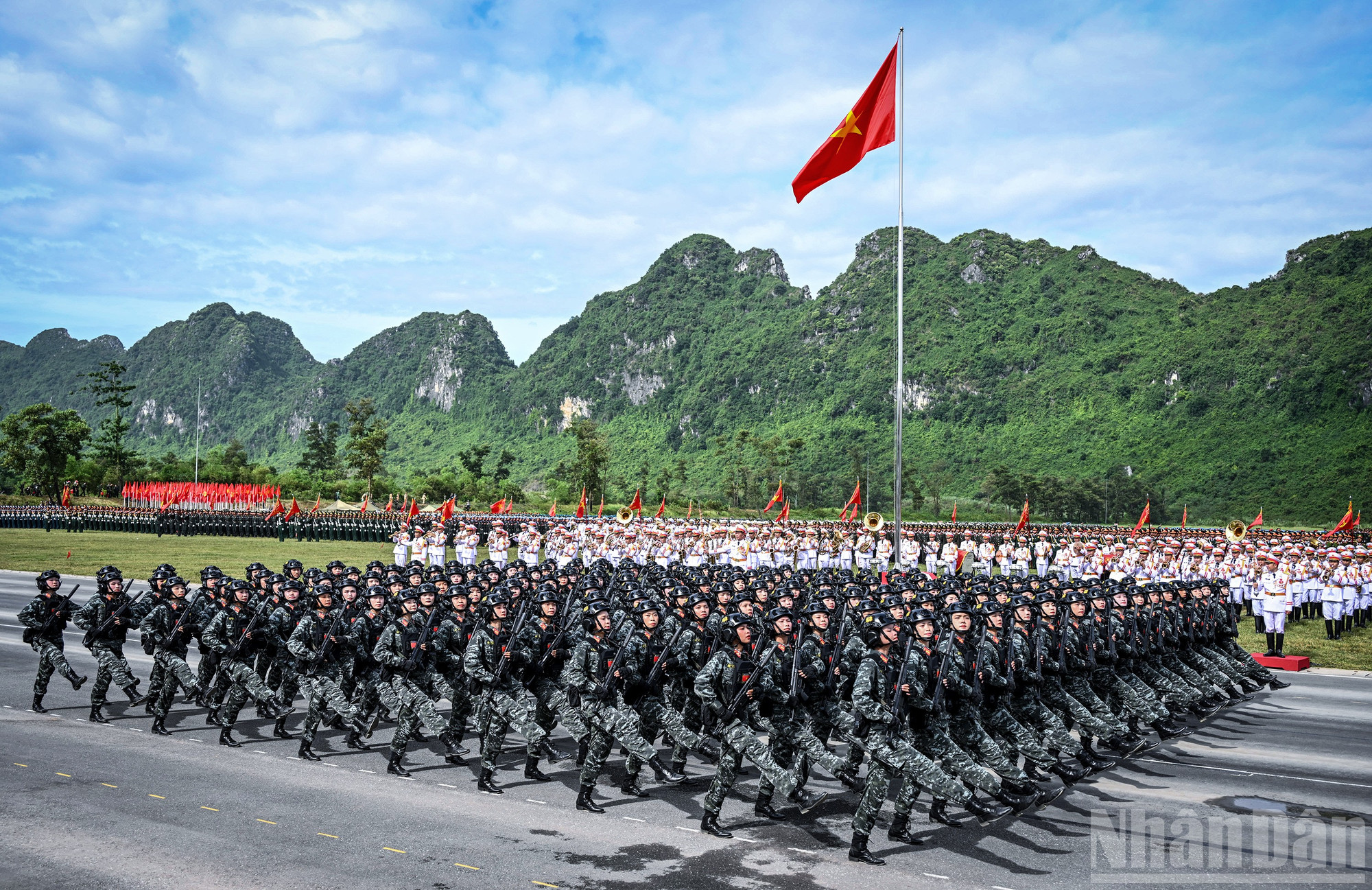 [Ảnh] Hình ảnh các chiến sĩ trong buổi tổng hợp luyện diễu binh, diễu hành lần hai sự kiện A80- Ảnh 28.