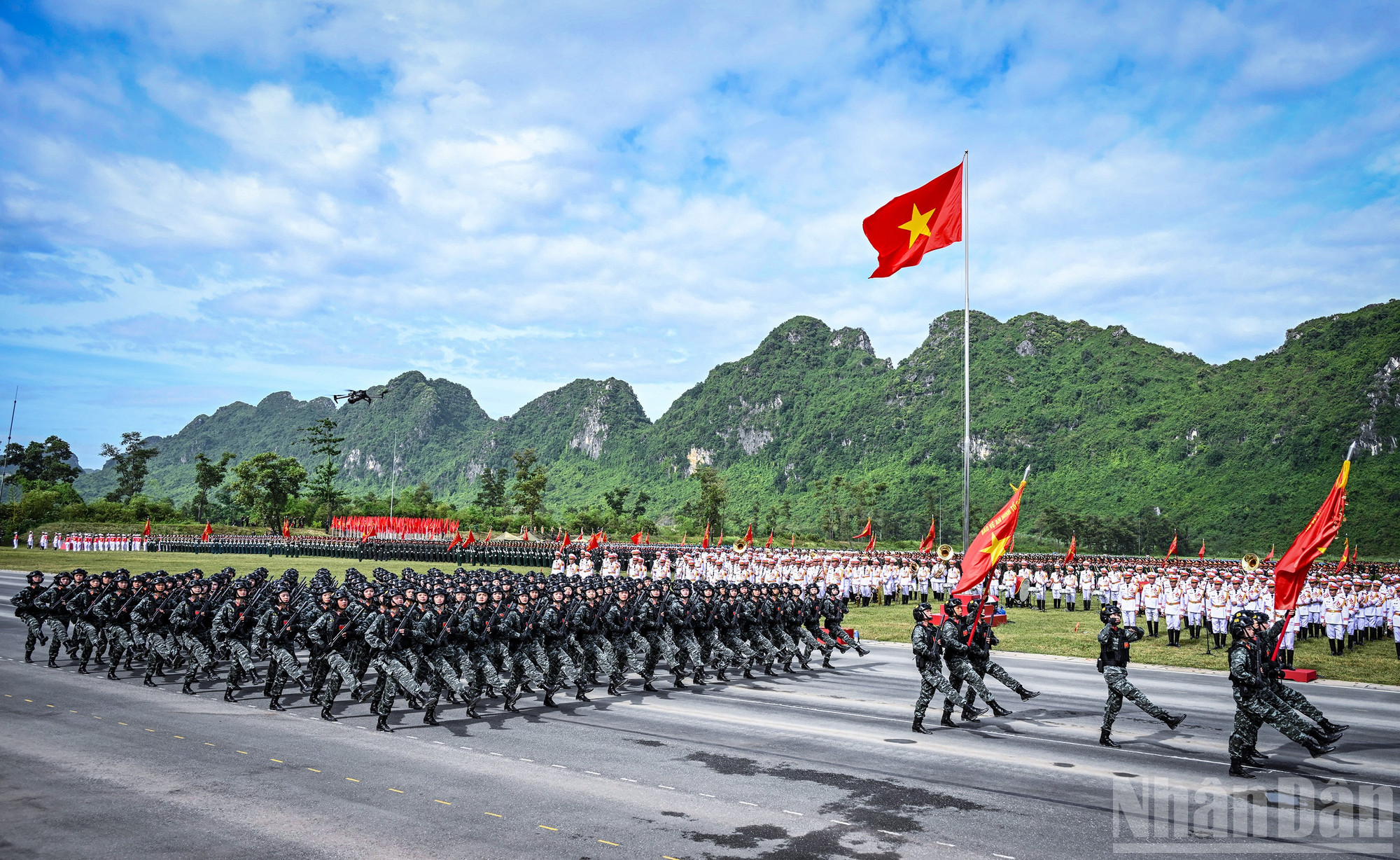 [Ảnh] Hình ảnh các chiến sĩ trong buổi tổng hợp luyện diễu binh, diễu hành lần hai sự kiện A80- Ảnh 16.