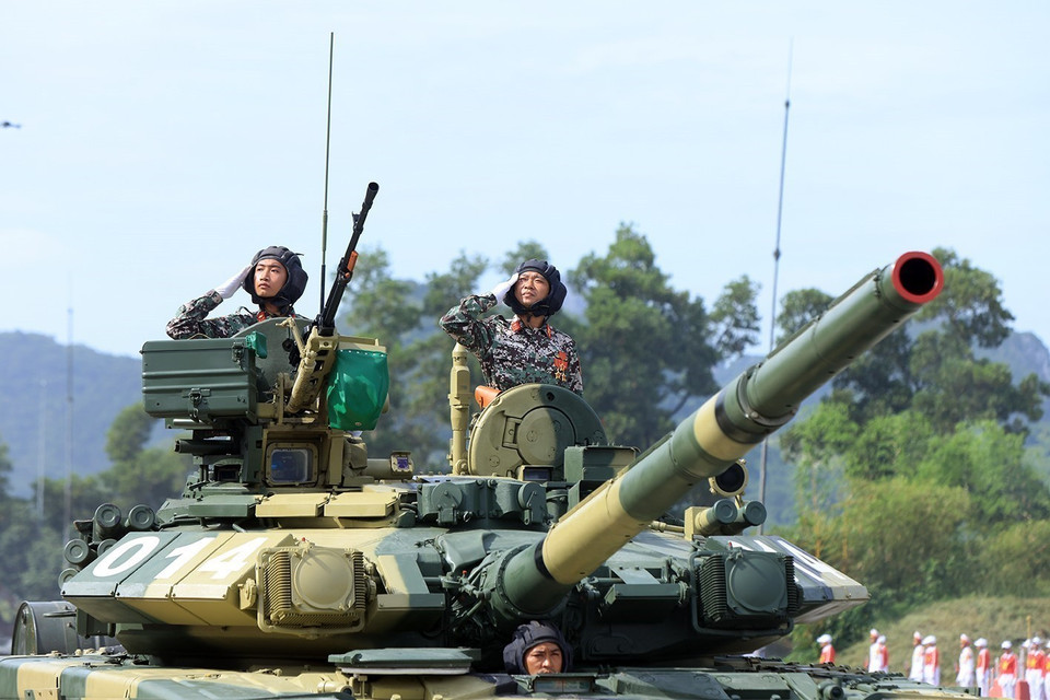 Up-close view of military hardware in National Day parade rehearsal- Ảnh 1.