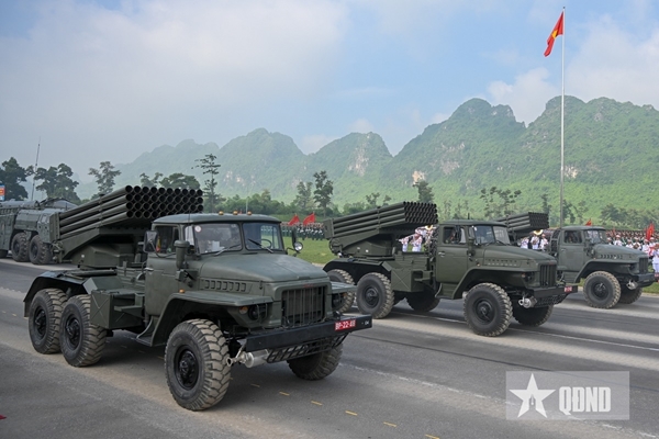 Modern military weapons and vehicles serving national grand parade- Ảnh 10.