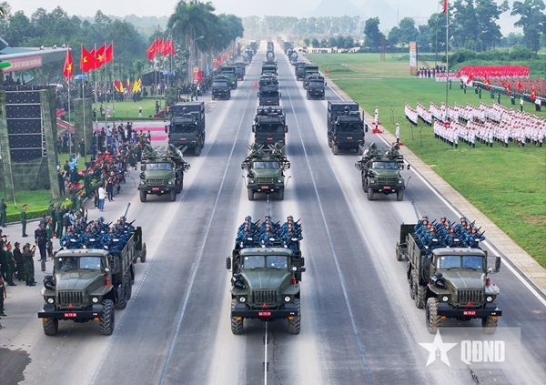 Modern military weapons and vehicles serving national grand parade- Ảnh 12.