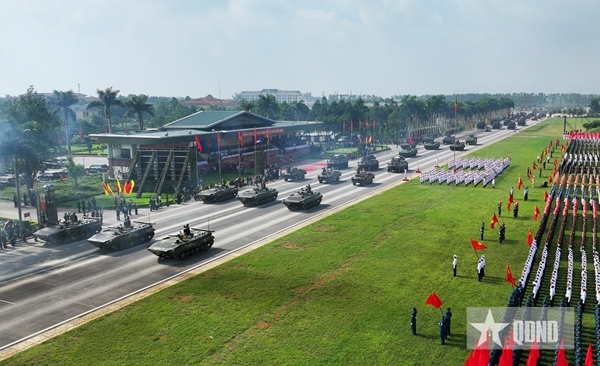 Modern military weapons and vehicles serving national grand parade- Ảnh 3.