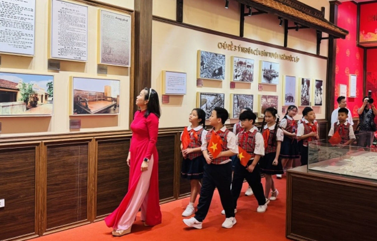 Di tích 48 Hàng Ngang - dấu ấn lịch sử, niềm tự hào dân tộc